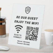 QR Connect WiFi White Business Logo Pedestzeichen Sockelschild (In Situ)