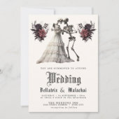 QR Gothic Rosewood Bouquet Skeleton Couple Einladung (Vorderseite)