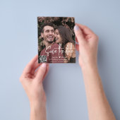 QR-Handschriftenpaar Save the Date Foto Flyer (Gruppe)