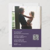 QR-Hochzeit mit lila Gold Arch Floral Foto Save The Date (Rückseite)