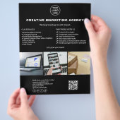 QR Marketing Business: Foto für das benutzerdefini Flyer (Hand)
