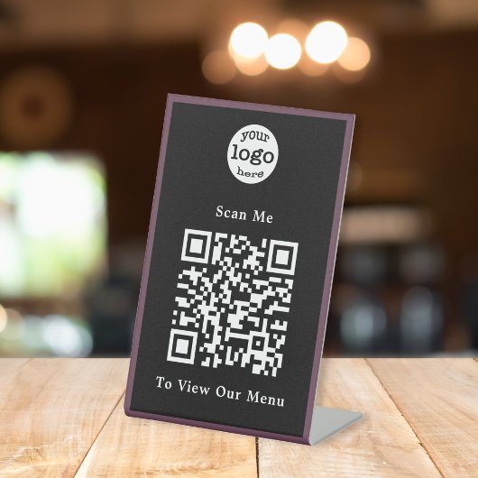 QR-Restaurant mit Schwarz-weißer dunkler Rose, ros Sockelschild