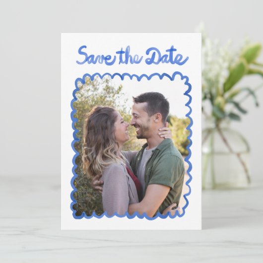 QR-Website zu Whimsical Hand Drawn Blue Foto Save The Date (Stehend Vorderseite)