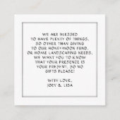 Quadrat, der nach Brunnen-Kartonumschließungen mit Begleitkarte (Vorderseite)