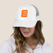 Quadrat der Orangen-#3 Truckerkappe (Beispiel)