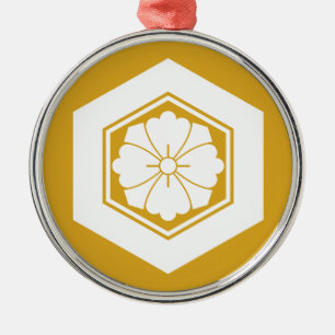 Quadratische Blume mit Schwertern in Schildpatt Silbernes Ornament