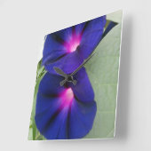 Quadratische BlumenWanduhr Quadratische Wanduhr (Winkel)