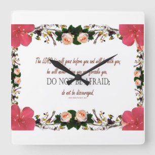 QUADRATISCHE WANDUHR