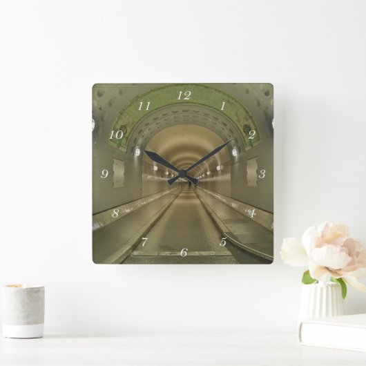 Quadratische Wanduhr Hamburg alter Elbtunnel (Zuhause)