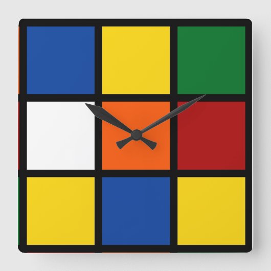 Quadratische Wanduhr mit kubistischem Muster (Vorderseite)