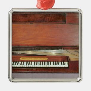 Quadratisches Klavier, 1767 (Foto) Ornament Aus Metall