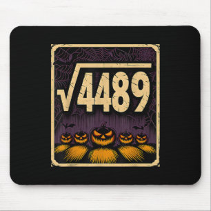 Quadratwurzel 4489 Halloween-Kürbis-Mathematik-Wit Mousepad