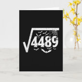Quadratwurzel 4489 Lustiger Halloween-Meme 67 Math Karte (Gelbe Blume)