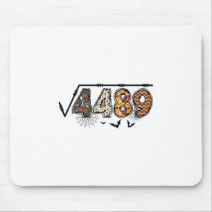 Quadratwurzel aus 4489 Lustiges Halloween 67 Meme Mousepad