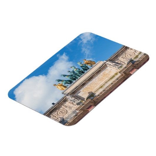 Quadriga am Arc de Triomphe du Carrousel - Paris Magnet (Linke Seite)