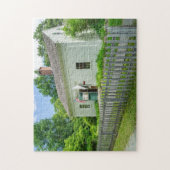 Quaint New England House Puzzle (Vertikal)