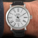 Qualifizierter Tierarzt mit Datum Armbanduhr<br><div class="desc">Einführung eines ausgezeichneten Zeitschnitts, das ausschließlich dazu gedacht ist, den bemerkenswerten Erfolg zu feiern, ein qualifizierter Tierarzt zu werden. Diese sorgfältig gefertigte Herrenuhr dient als Geschenk für diejenigen, die eine Karriere in der Veterinärmedizin beginnen oder für erfahrene Fachkräfte, die an ihre Zertifizierung erinnern. Das Uhrenrad zeigt ein geschmackvoll gestaltetes Set...</div>