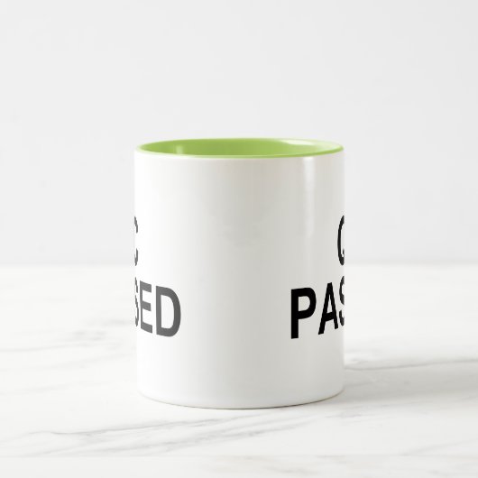 Qualitätskontrolle GEFÜHRT Zweifarbige Tasse (Mittel)