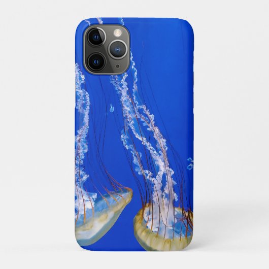 Quallen in blauem Wasser Case-Mate iPhone Hülle (Rückseite)