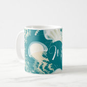 Quallen in Blue Ocean Summer Season Monogram Kaffeetasse (Vorderseite Links)