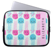 Quallenmuster, Niedliche Quallen, Meer, Ihr Name Laptopschutzhülle (Vorderseite)