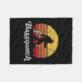 Quatch! Funny Bigfoot Fischen Outdoor Retro Fleecedecke (Vorderseite (Horizontal))