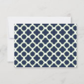 Quatrefoil Pattern Navy Blue & Green Wedding RSVP Karte (Rückseite)