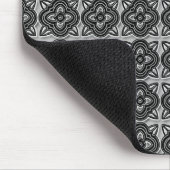 Quatrefoils Schwarzes auf Silber Mousepad (Ecke)