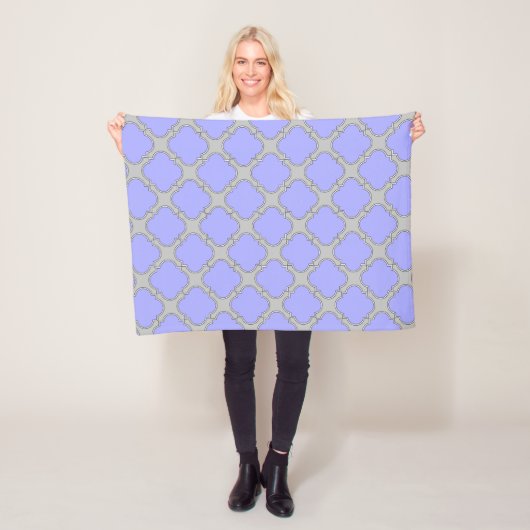 Quatrefolienzwinkle und Grau Fleecedecke (Beispiel)
