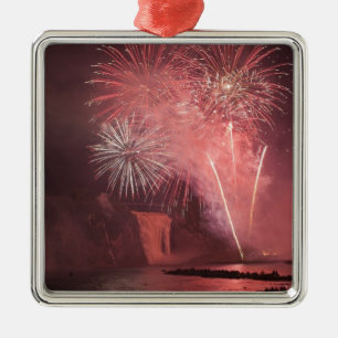Québec City, Québec, Kanada. Feuerwerk am Parc 2 Ornament Aus Metall