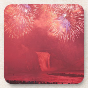 Quebec City, Quebec, Kanada. Feuerwerk in Parc Getränkeuntersetzer
