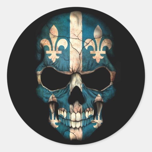 Quebec Flag Skull auf Schwarz Runder Aufkleber (Vorderseite)