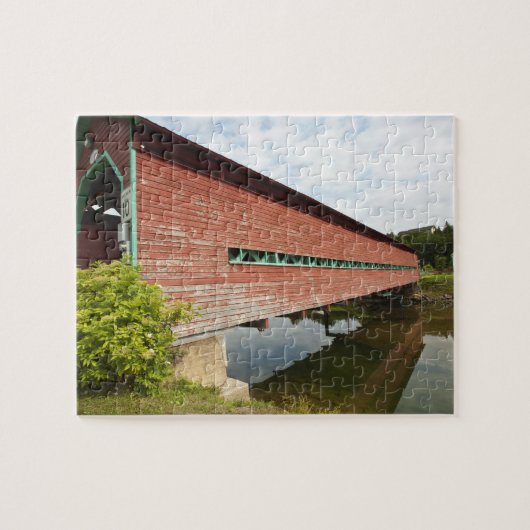  
Quebec, Kanada. Brücke über Galipeault Puzzle (Horizontal)