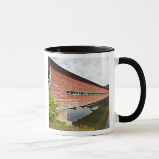 Quebec, Kanada. Brücke über Galipeault Tasse (Rechts)