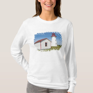 Québec, Kanada. Leuchtturm Cap D'Espoir. T-Shirt