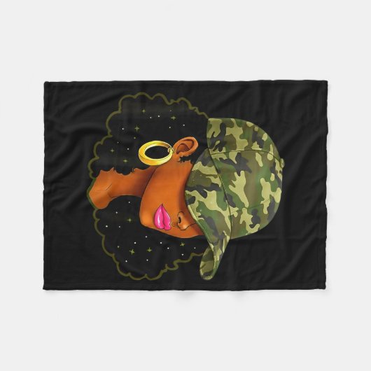 Queen Black Woman With Camo Cap Locs African Ameri Fleecedecke (Vorderseite (Horizontal))
