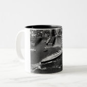 Queen Mary-Docks mithilfe Zweifarbige Tasse (Vorderseite Links)