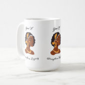 Queen N – Stärke in Legacy Luxury Black History Kaffeetasse (Vorderseite Links)