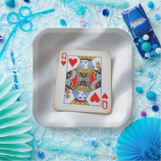 Queen of Hearts On White Satin Fabric Pappteller (Party)