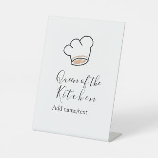 Queen of the kitchen chef cooking add name crown sockelschild
