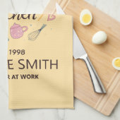 Queen of the Kitchen Custom Name Design Geschirrtuch (Viertel Falte)