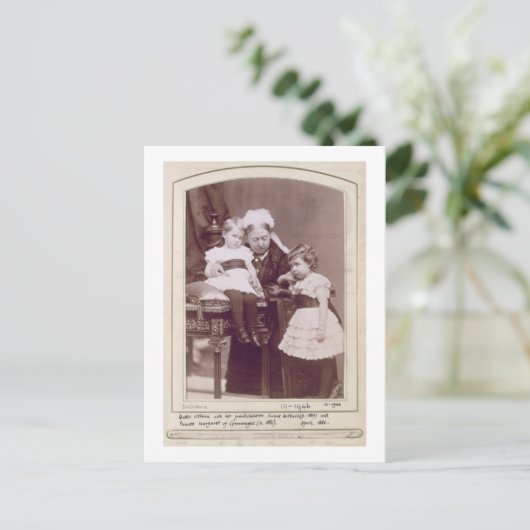 Queen Victoria (1819-1901) with her grandchildren, Postkarte (Stehend Vorderseite)
