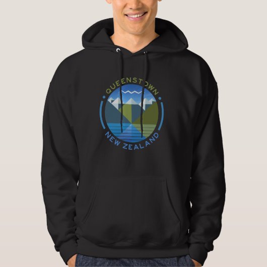 QUEENSTOWN NEW ZEALAND HOODIE (Vorderseite)