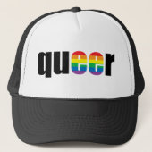 Queer Stolz Truckerkappe (Vorderseite)
