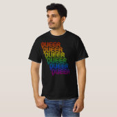 Quees Retro-Muster T-Shirt (Vorne ganz)