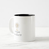 Quelle und Gipfel: Heiliger Eucharist Zweifarbige Tasse (Vorderseite Links)