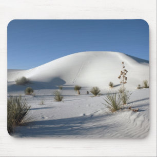 Querliegende Dünen und Soaptree Yucca Mousepad