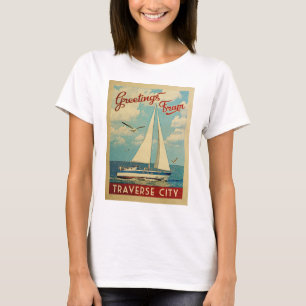 Querstadt-Segelboot-Vintage Reise Michigan T-Shirt