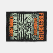 Questionable Knowledge Fireman Gift Proud Firefigh Fleecedecke (Vorderseite (Horizontal))