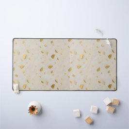Quiet Gold — Subtile Luxus & Hochzeitssuite Schreibtischunterlage